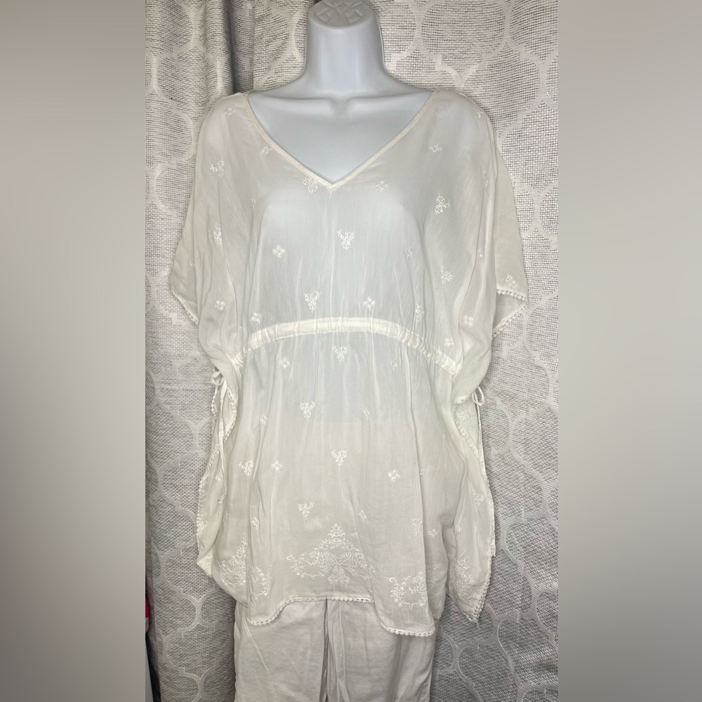 Jessica Simpson Maternity Top Medium White Embroidered Tunic Boho Peasant Blouse